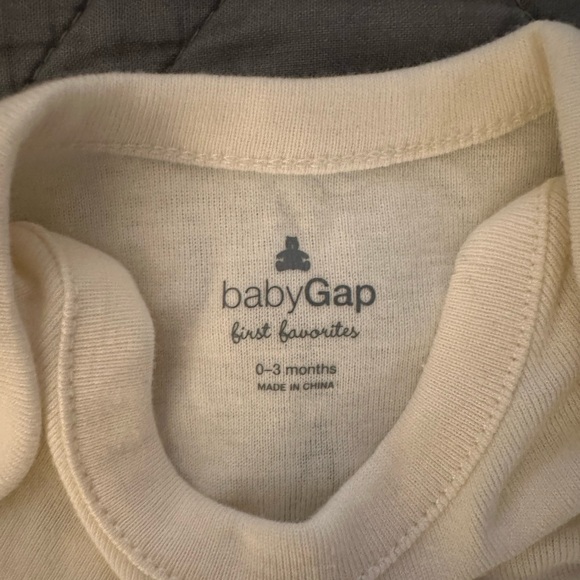 Baby GAP Christmas Tree Bodysuit - Picture 3 of 3